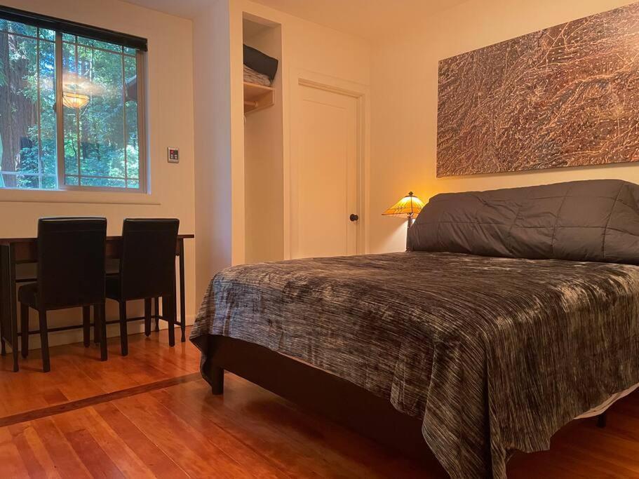 The Groves At - Craftsman Holiday home Redway